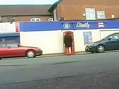 Naakt meisje in openbare plaatsen