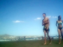 Babes on the beach to admire in slow motion