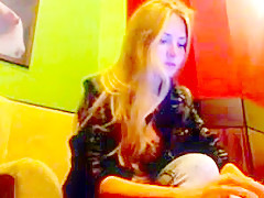 Two girls flash and play in cafe.flv