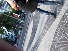 CHECK OUT THIS DAMN ROUND COCK HARDING ASS!