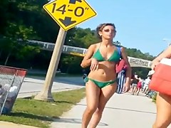 Very Stunning Beautiful Girl Caught on Cam (Describe Her)