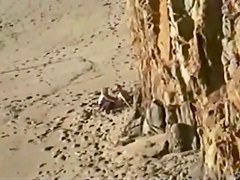 Candid beach camera filmed a horny vixen