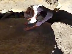 Tugas apanhados nas rochas