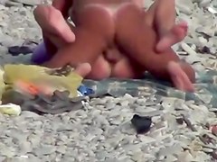 MATURE BEACH FUCK ON THE ROCKS!!!!