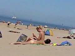 spy beach035