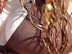 Beach Voyeur 03 - Youg hotty with fine large billibongs