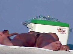 Gal on the beach Voyeur