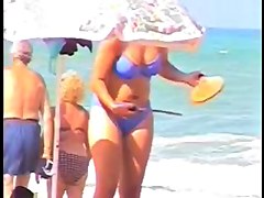 candid beach compilation 4