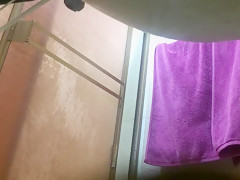 Espiando a mi madre desnuda