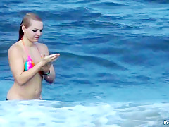 Candid bikini college girl beach pawg bubble butt hula hoop