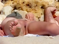 Naked Amateur Wife Pussy Filmed at the Beach