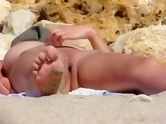Naked Amateur Wife Pussy Filmed at the Beach