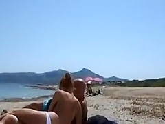 Beach Oral Sex with Audience