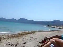 Beach Oral Sex with Audience
