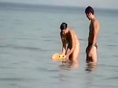 Voyeur Camera at Public Beach Films Busty Girlfriend Cleaning Up