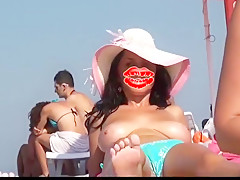 Ragazze Italiane nude in spiaggia