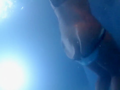 Underwater jets take off her bikini bottoms