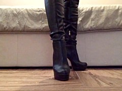 Pre christmas itching