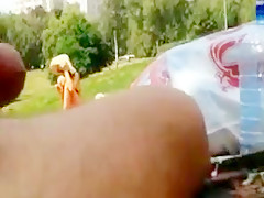 Flasher cums near girl in park