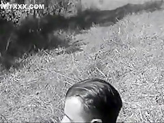 Crazy Retro, Outdoor sex scene