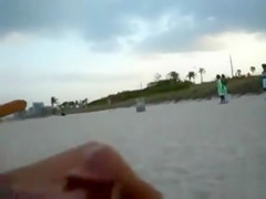 Fapping to fascinated black women at the beach of Miami