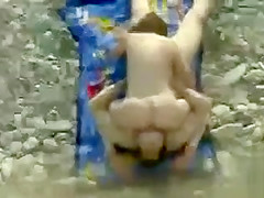 Couple gets busy in an amazing 69 on the beach