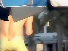 Amateur girlfriend finger fucked vigorously on the public beach