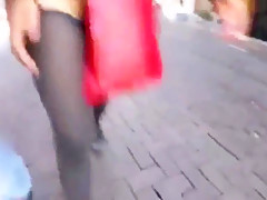 Red bag crosses amsterdam  retinue follows near