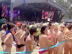 Naked students get ready to compete in a marathon