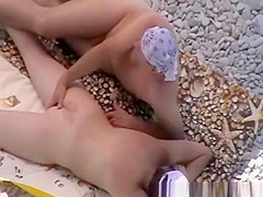 Man fingers her nudist wife cunt