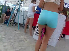 Teens dancing their little asses off