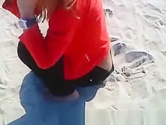 Beach buttcrack