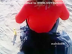 Beach buttcrack