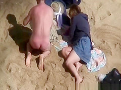 Couple fucking in the beach caught on tape