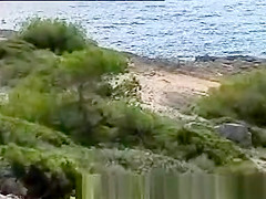 Kinda couple @ the beach movie