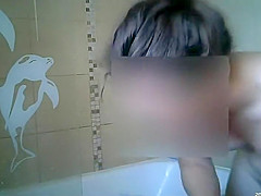 Trimmed pussy spied in the shower