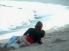 Teenage couple got horny on a beach