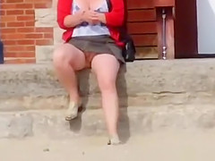 Short skirt pussy flashing