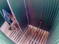 Milf shaves her pussy in a beach cabin