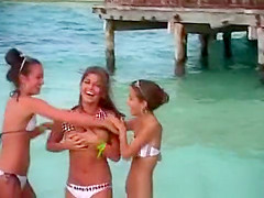 Shy GIrl Flashes on Public Beach