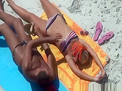 Nudist woman fucked in the rocky beach