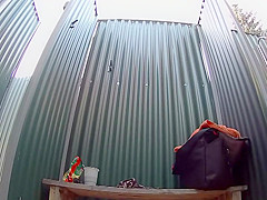 Voyeur caught a blowjob in a beach cabin