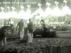 Couple caught fucking outdoor