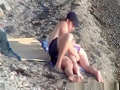 Pussy fingering and beach fuck