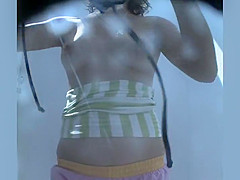Peeping a chubby girl dressing a bikini