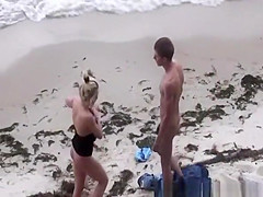 Couple spied fucking in the beach