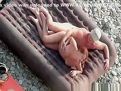 Oral sex anf fuck at beach