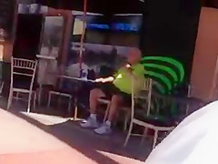 Nice round ass at the beach part 2