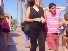 Voyeur ass at the beach  part 2