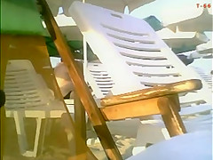 GREEK ASSES ON THE BEACH THE CLIP